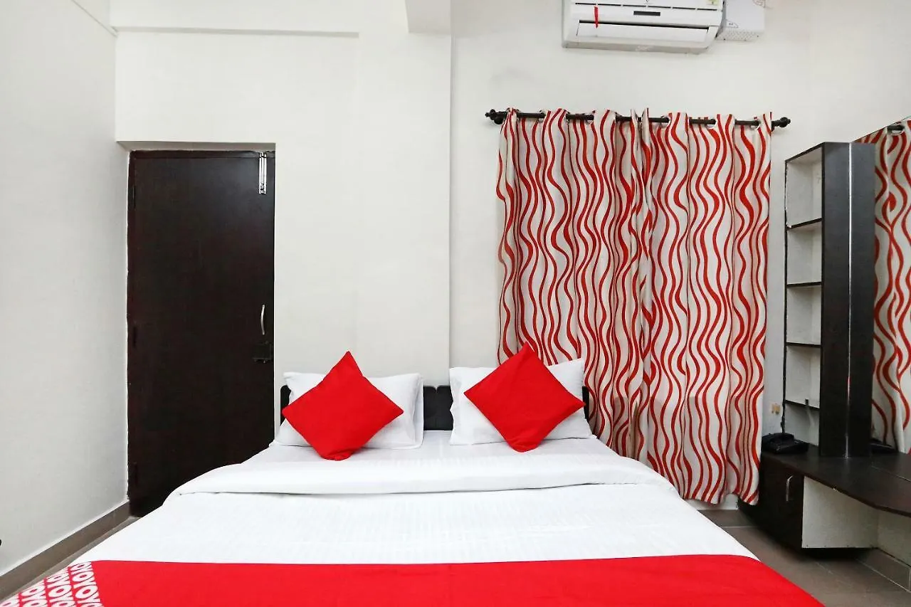 Oyo 24948 Golden Sands Mysore Hotel